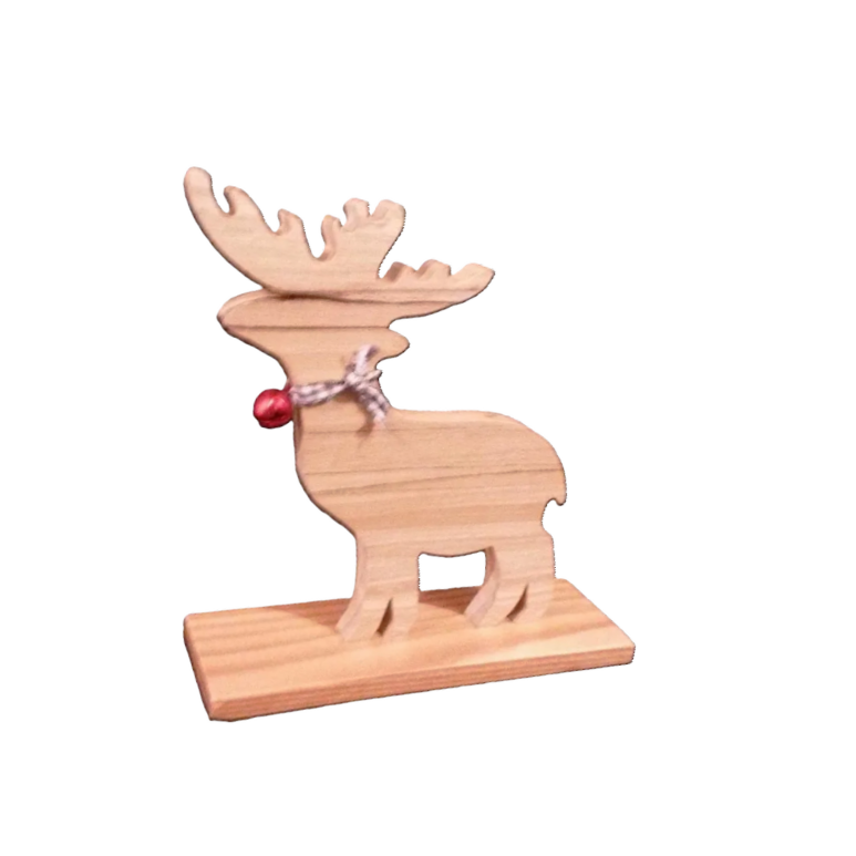 Rennes de Noël artisanal en bois à poser no background
